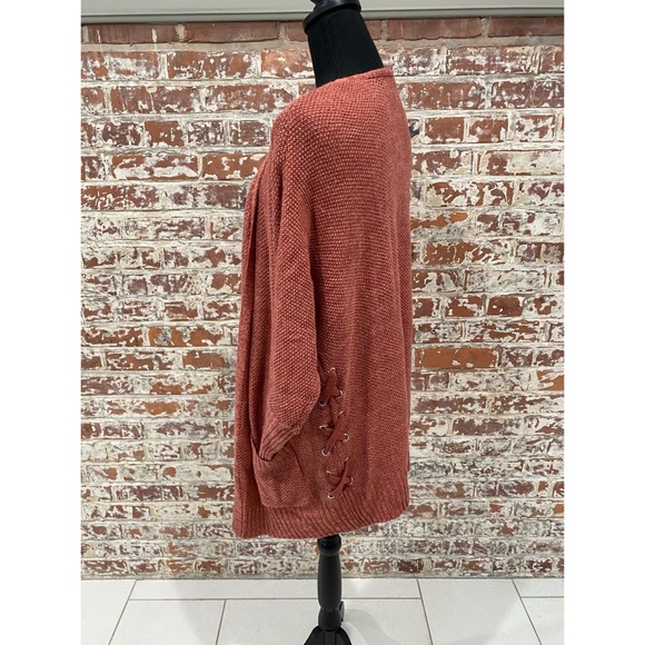 Pink Rose Vintage | Knit Cardigan Sweater with Pockets - Picture 2 of 10